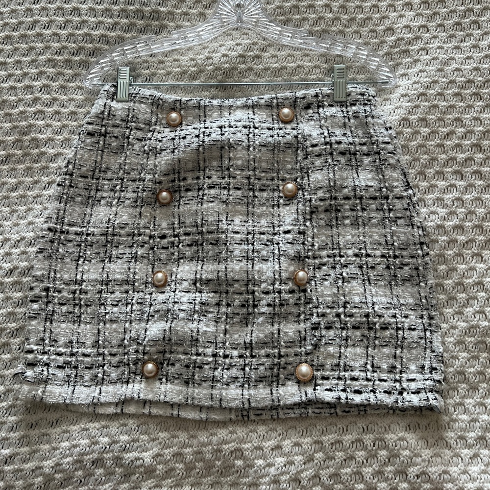 Skirt worn once